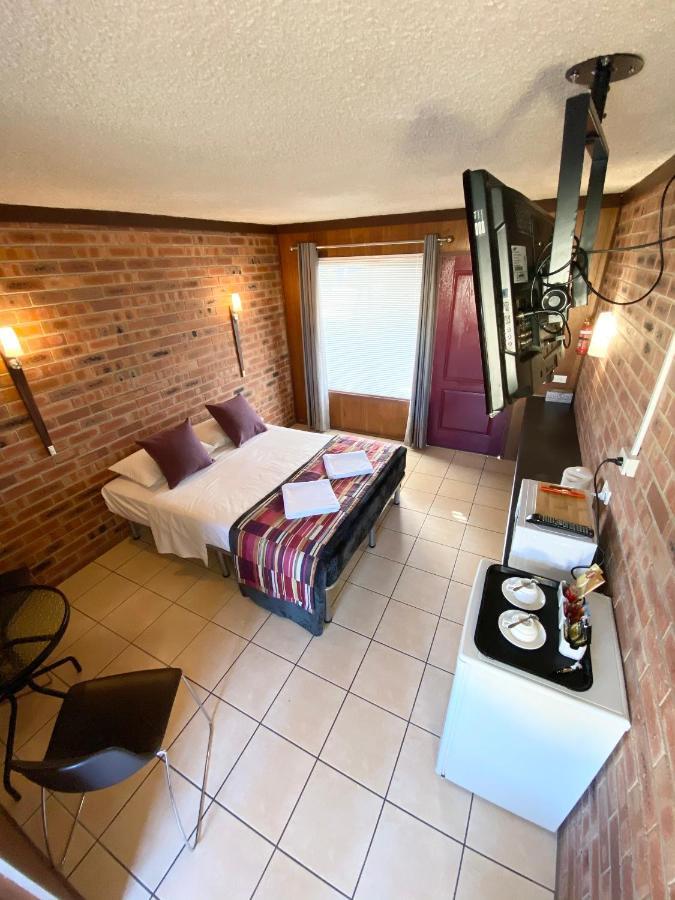 Proserpine Motor Lodge Extérieur photo