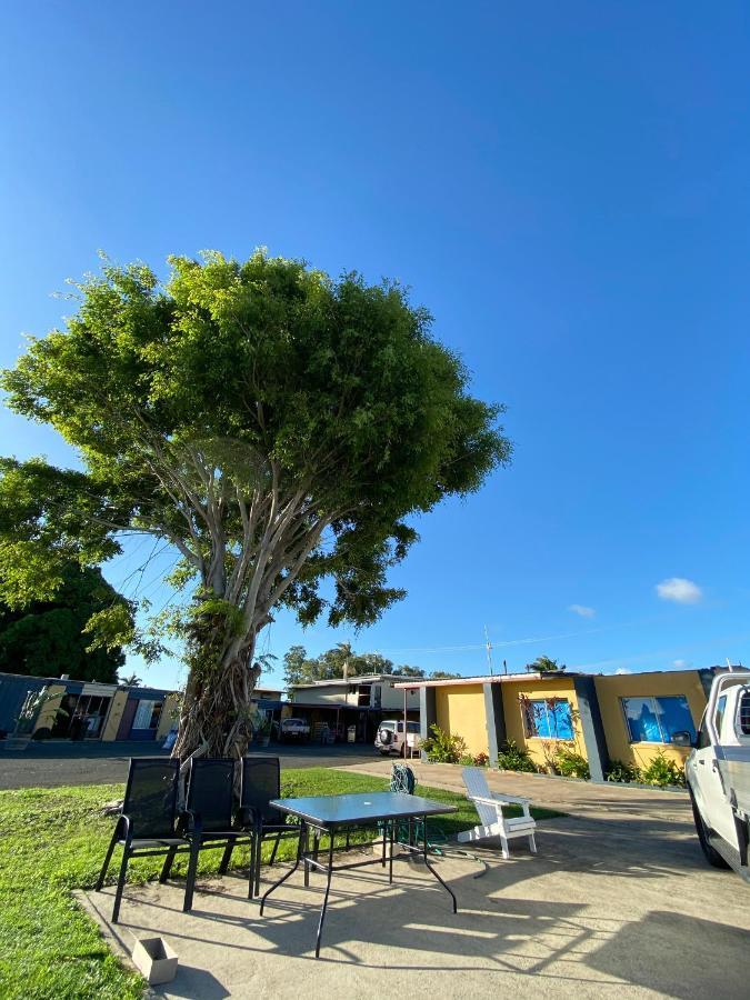 Proserpine Motor Lodge Extérieur photo