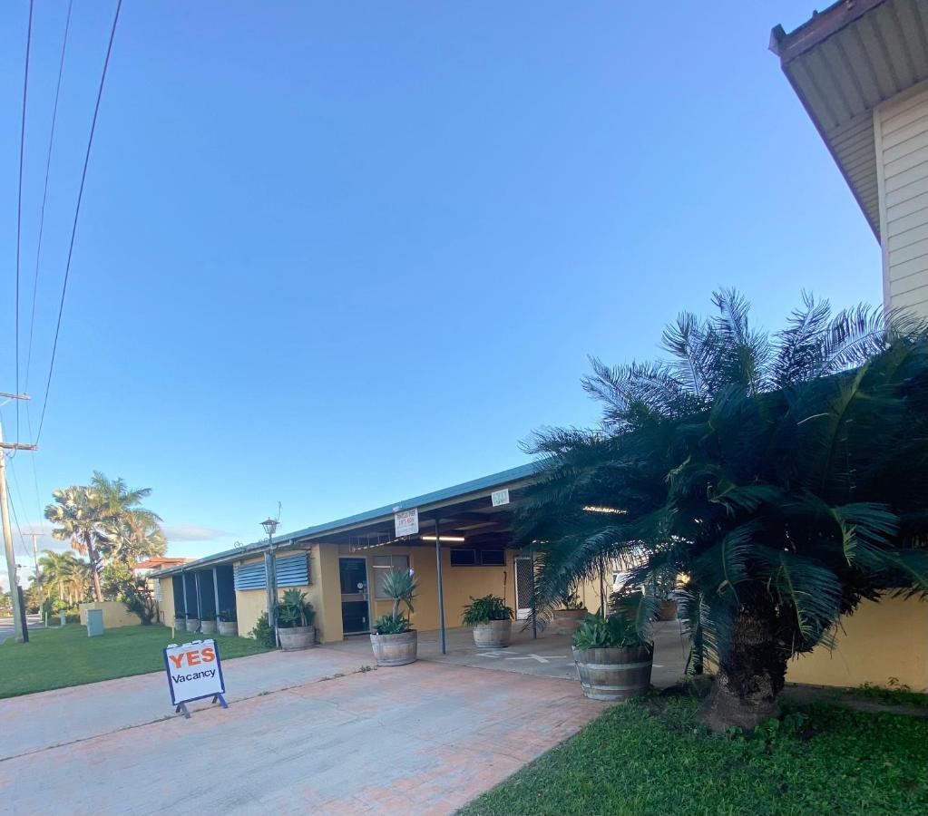 Proserpine Motor Lodge Extérieur photo
