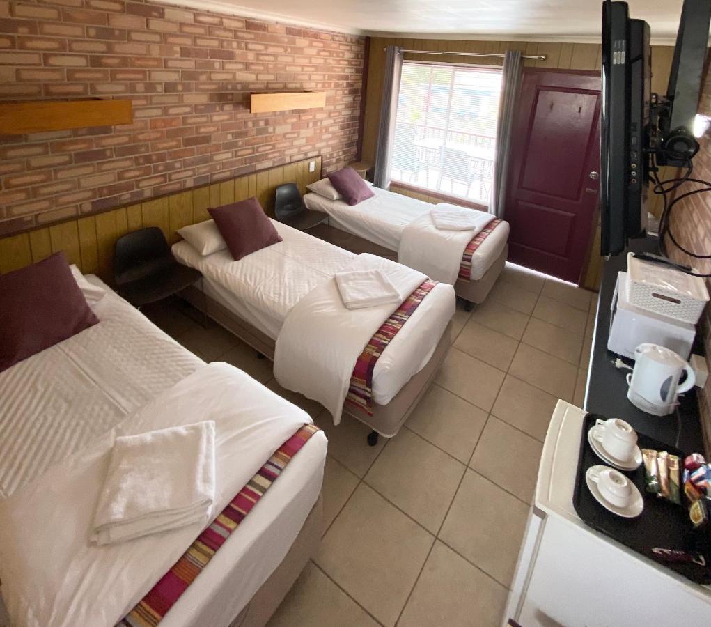 Proserpine Motor Lodge Extérieur photo