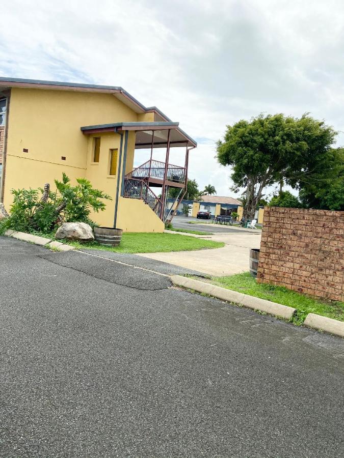 Proserpine Motor Lodge Extérieur photo